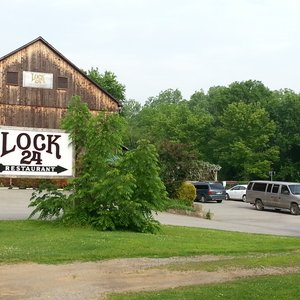 Lock 24 Restaurant